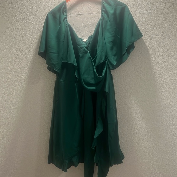 Green Dokotto Mini Short Swing Skater Dress - Picture 1 of 3